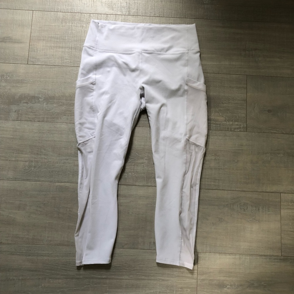 *MOVING EVERYTHING MUST GO* EUC fabletics cropped powerhold leggings